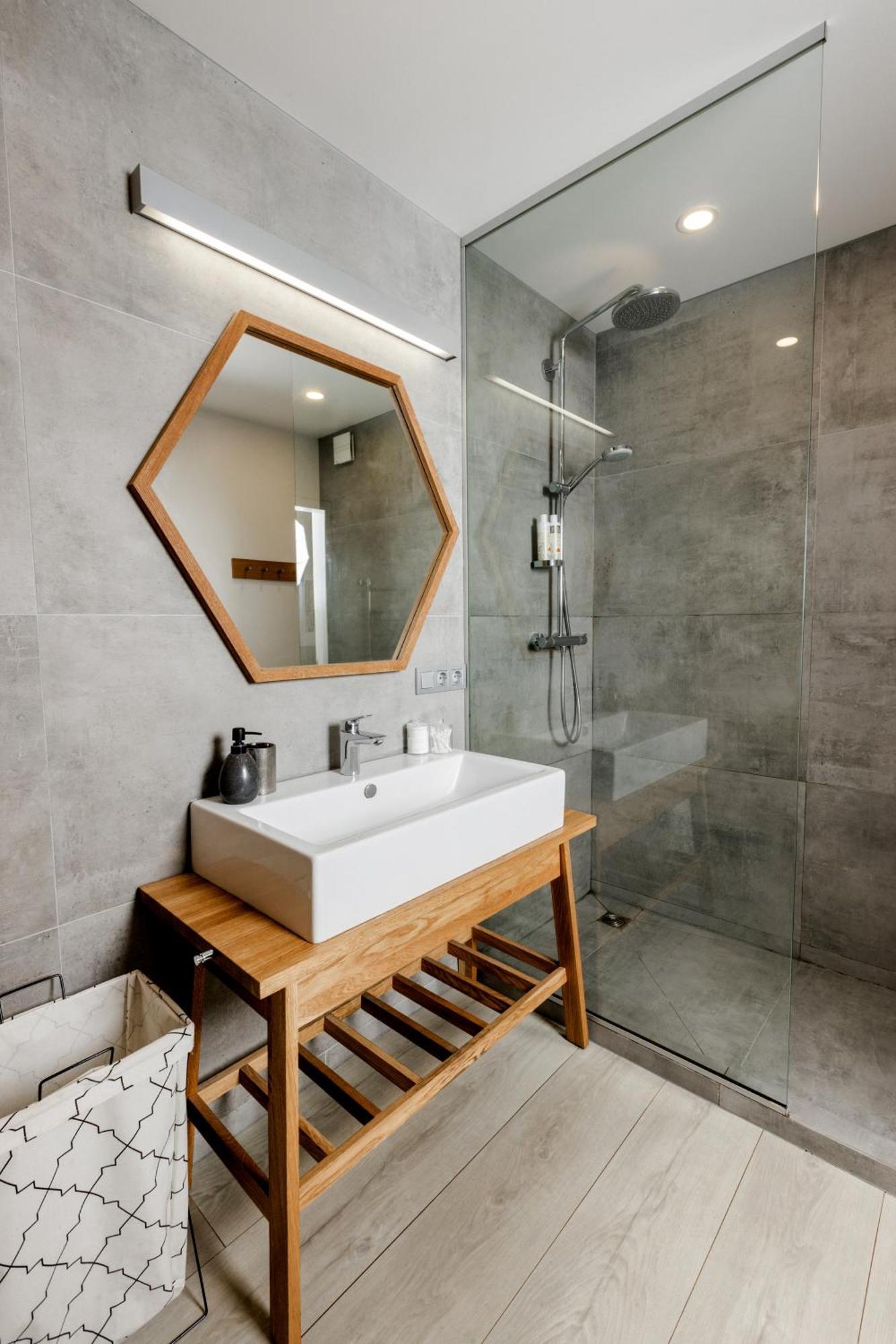 Modern And Spacious Loft Type Apartment 8 With Free Private Parking By "Owl Jazz Apartments" Kaunas Exterior photo