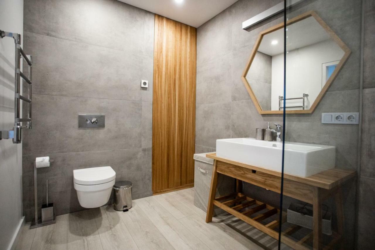 Modern And Spacious Loft Type Apartment 8 With Free Private Parking By "Owl Jazz Apartments" Kaunas Exterior photo
